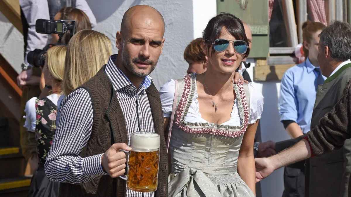 ভেঙে গেল ম্যানসিটি কোচ গার্দিওলার সংসার